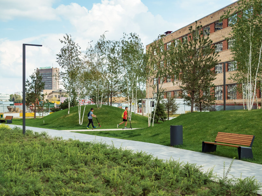 阿法区21、19街区的林荫道-19