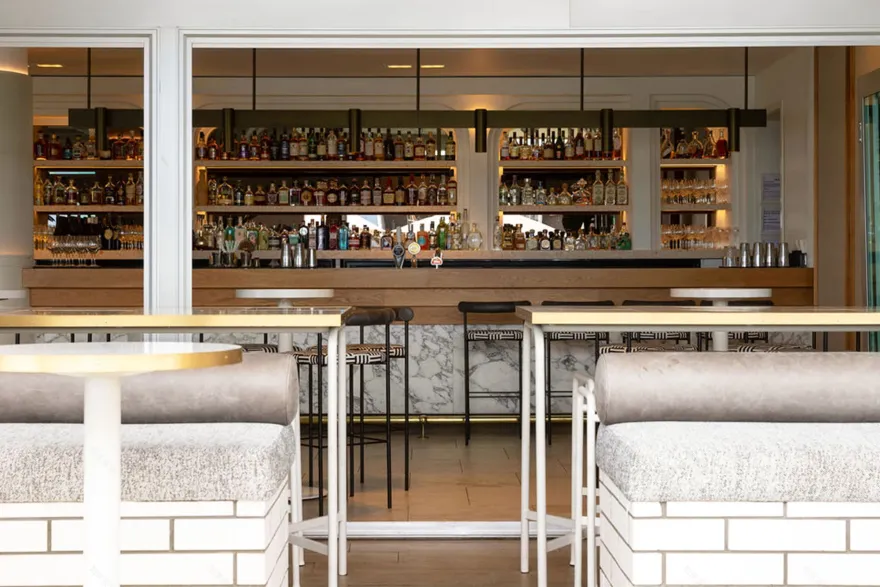 新西兰 Euro Bar 现代海滨俱乐部风格打造丨新西兰奥克兰丨CTRL Space-22