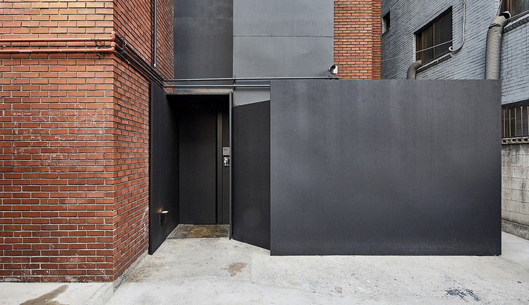 伦敦“泰特现代”风格的再生建筑 | 服装 B 公司办公室设计-32