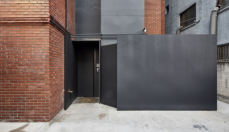 伦敦“泰特现代”风格的再生建筑 | 服装 B 公司办公室设计-32