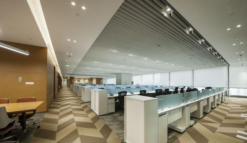 陆家嘴丰联惠富金融办公室——现代简约的金融空间-8