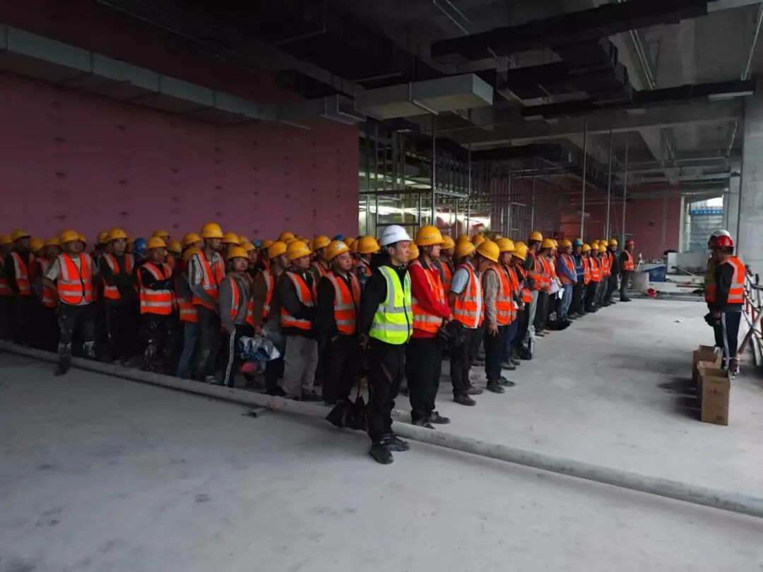 搬入大吉！中建东方装饰助力京东方加速全球OLED产业高端化跃迁-54