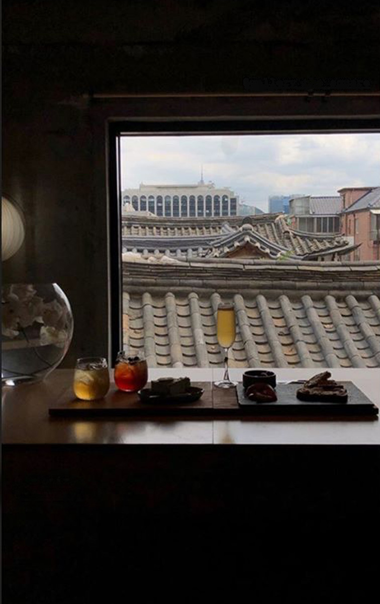 韩屋画廊现代演绎，10 坪咖啡厅惊艳设计-6