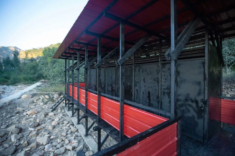 低成本逆袭，彩钢板打造乡村公共厕所-44