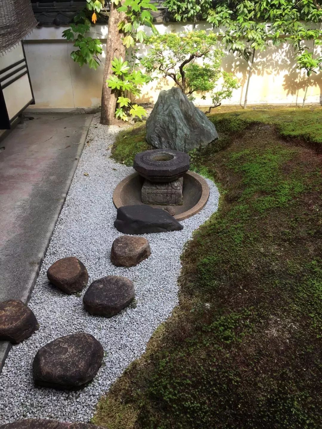 重森三铃的现代枯山水美学-95