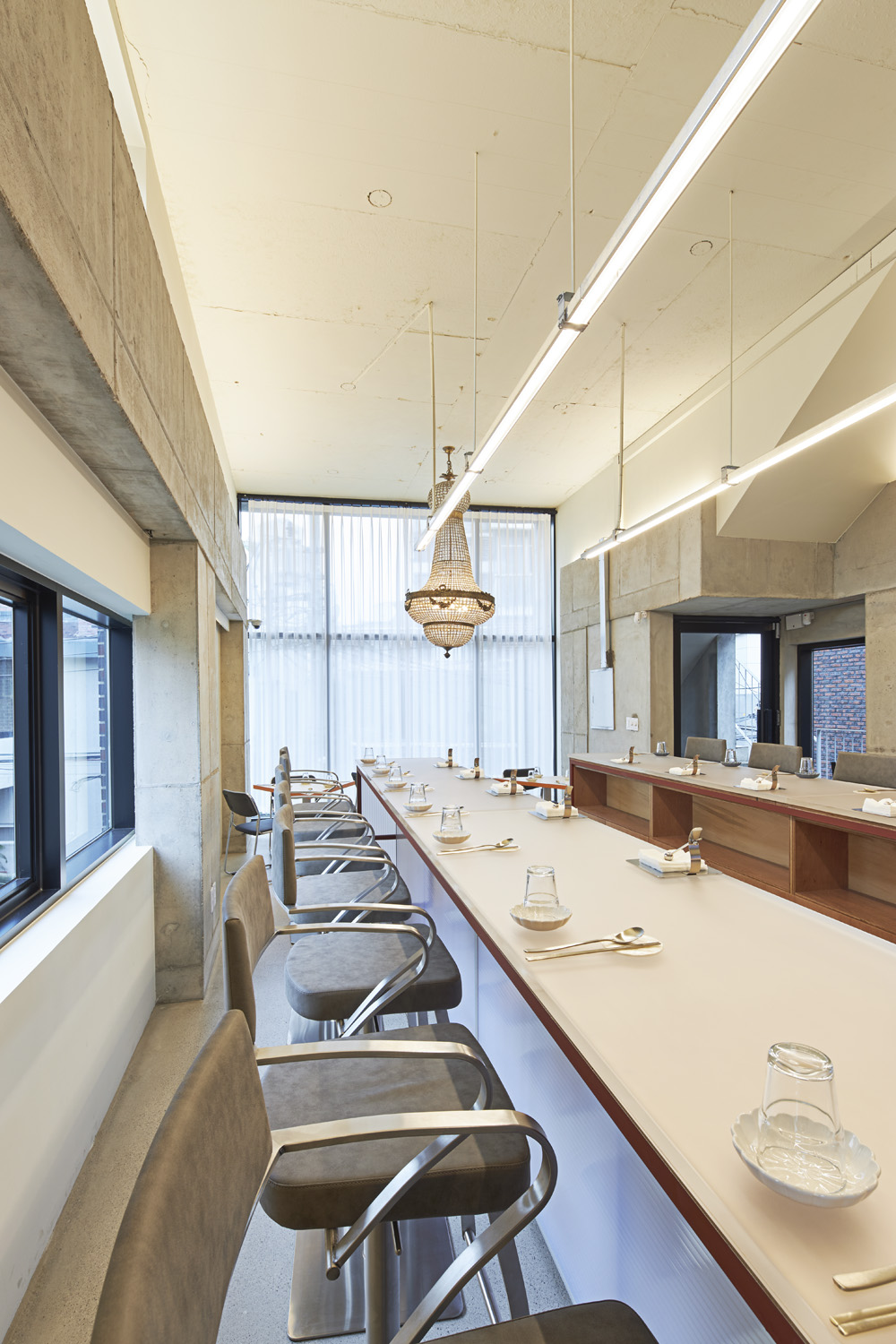 23 平米韩式餐厅，白色&木纹打造高级氛围-10