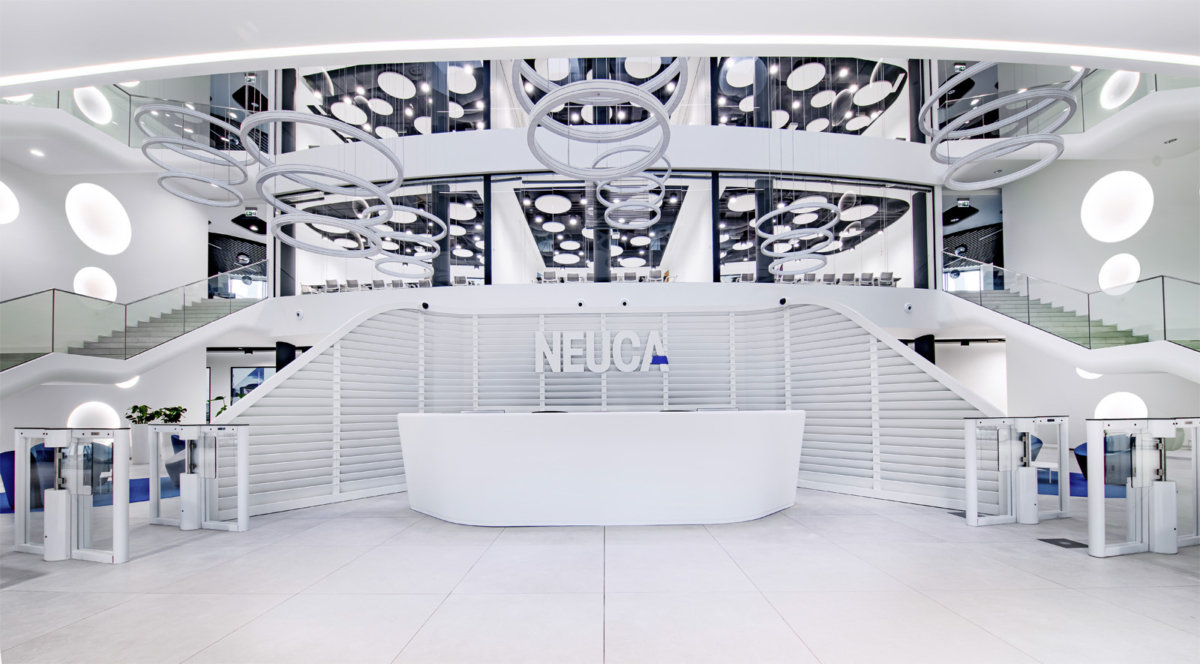 波兰 Neuca 总部办公空间-11
