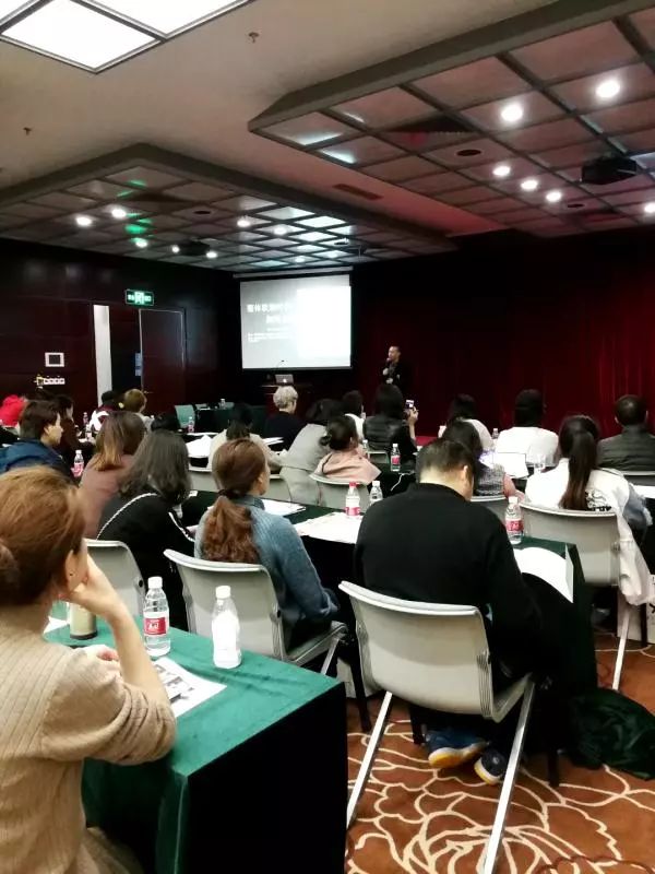 整体软装春风里,深圳家居展盛况-18