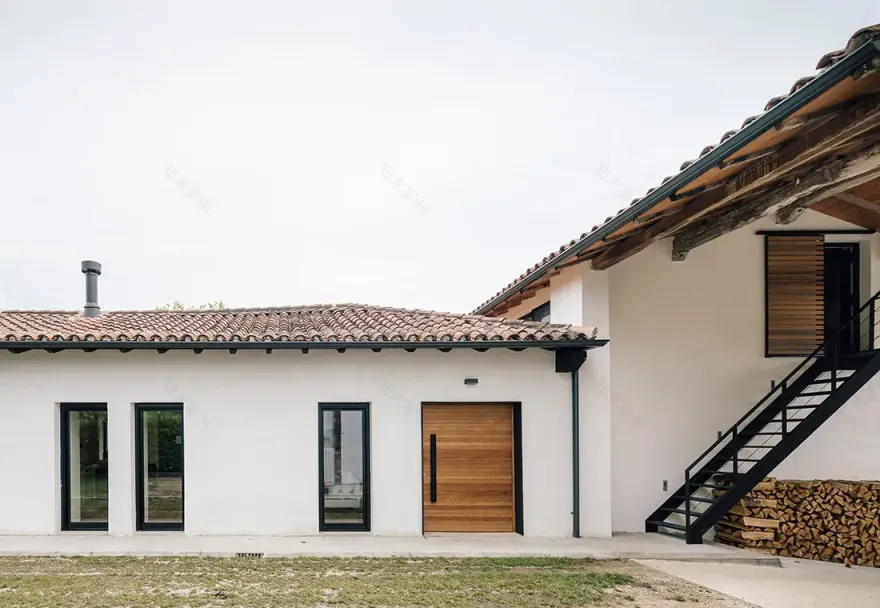 西班牙古宅新生 | Zooco estudio 的精彩改造-26