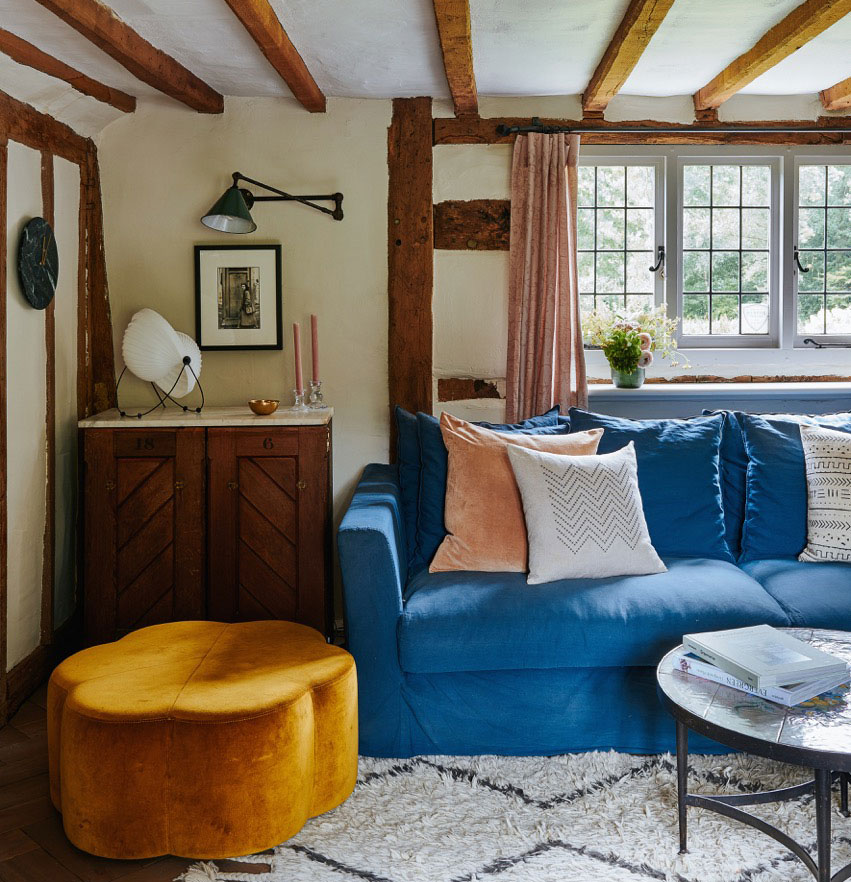 年轻设计师的英国传统乡村别墅-1