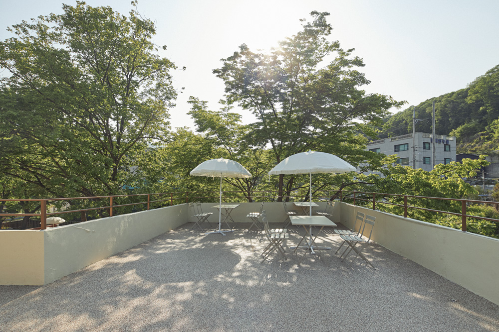 白色与木色，打造 30 平欧式田园居家空间-26