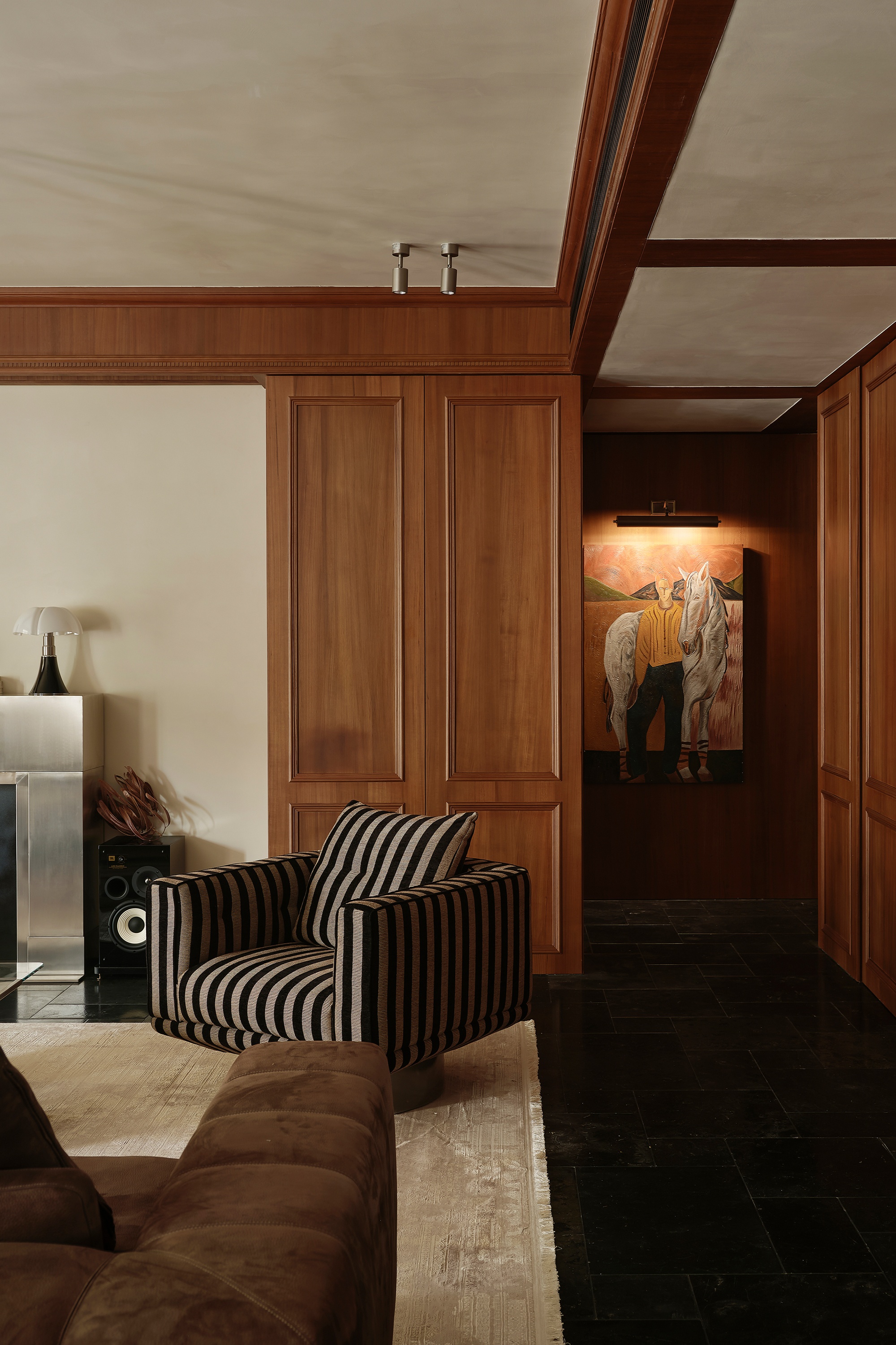 杭州翡翠城大平层“老钱风”设计丨中国杭州丨有斯设计-3