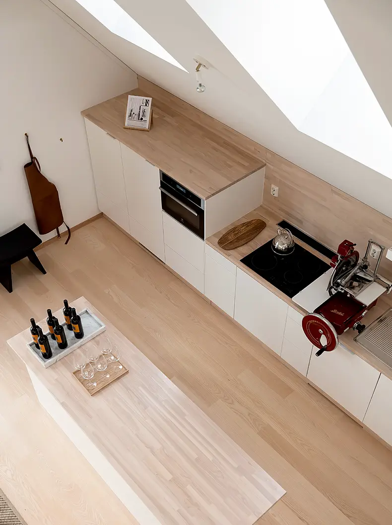 自然风格瑞典顶层复式公寓-6