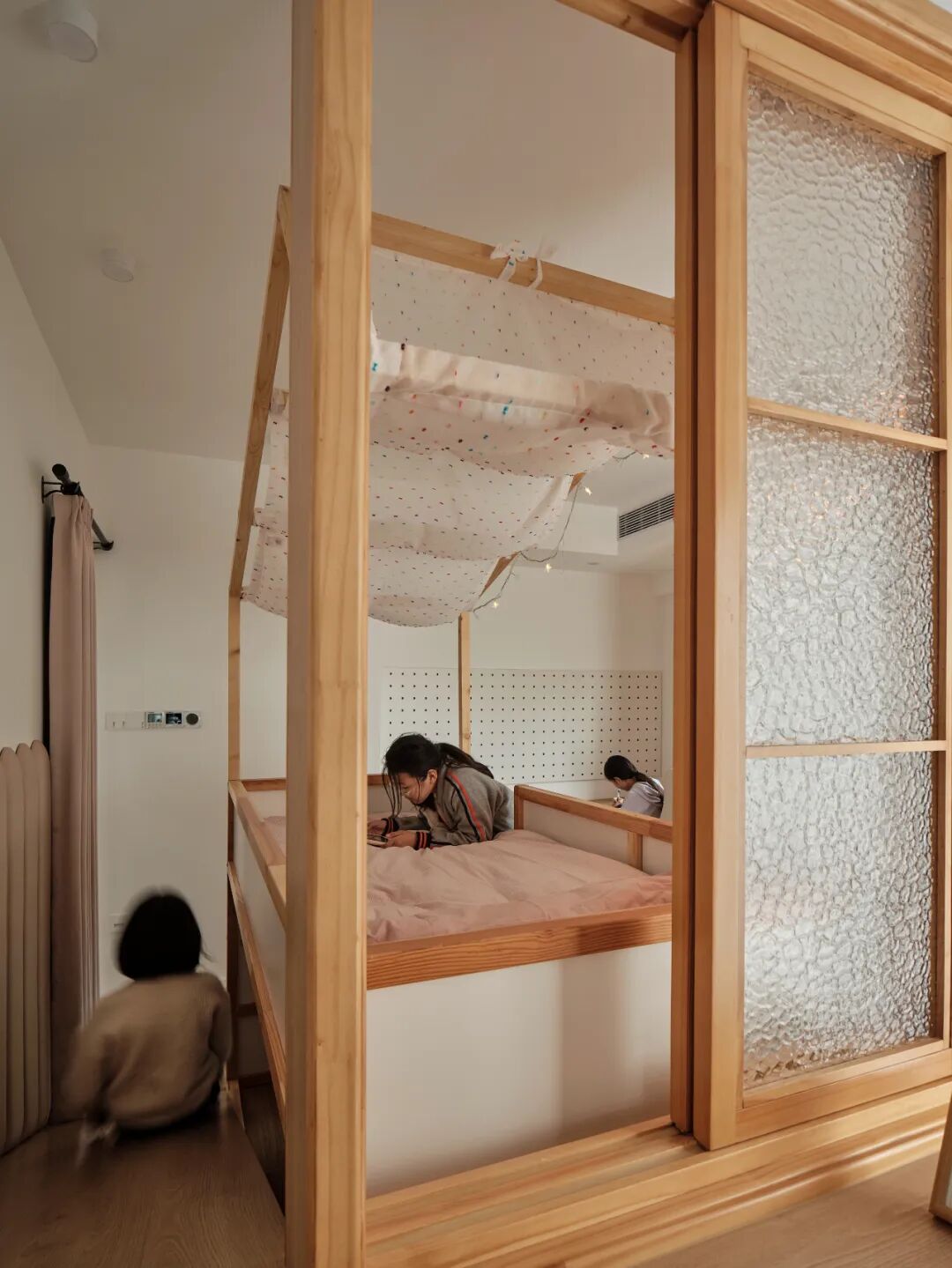 |系园的朋友们|姐妹之家-92