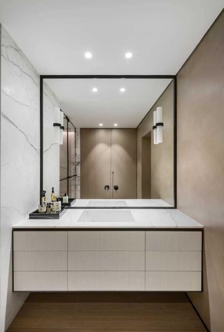 顶层简奢大宅丨Aviram Kushmirski 设计工作室-43