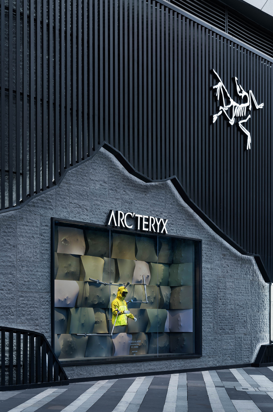 始祖鸟2025秋冬橱窗及DP设计丨中国丨PILLS-7