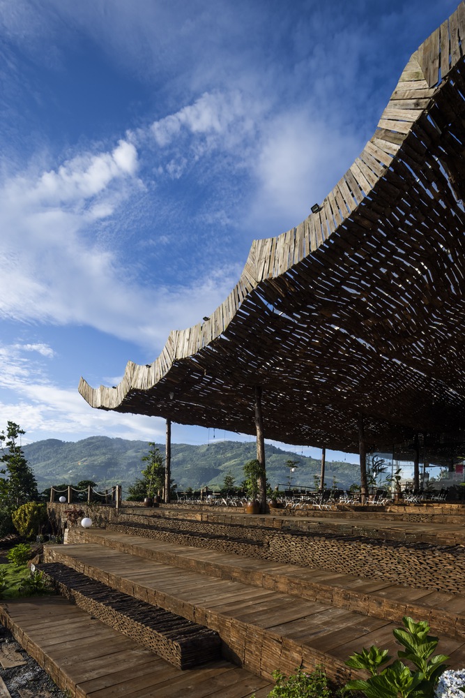 融入自然的宁静咖啡馆丨越南丨The Bloom-37