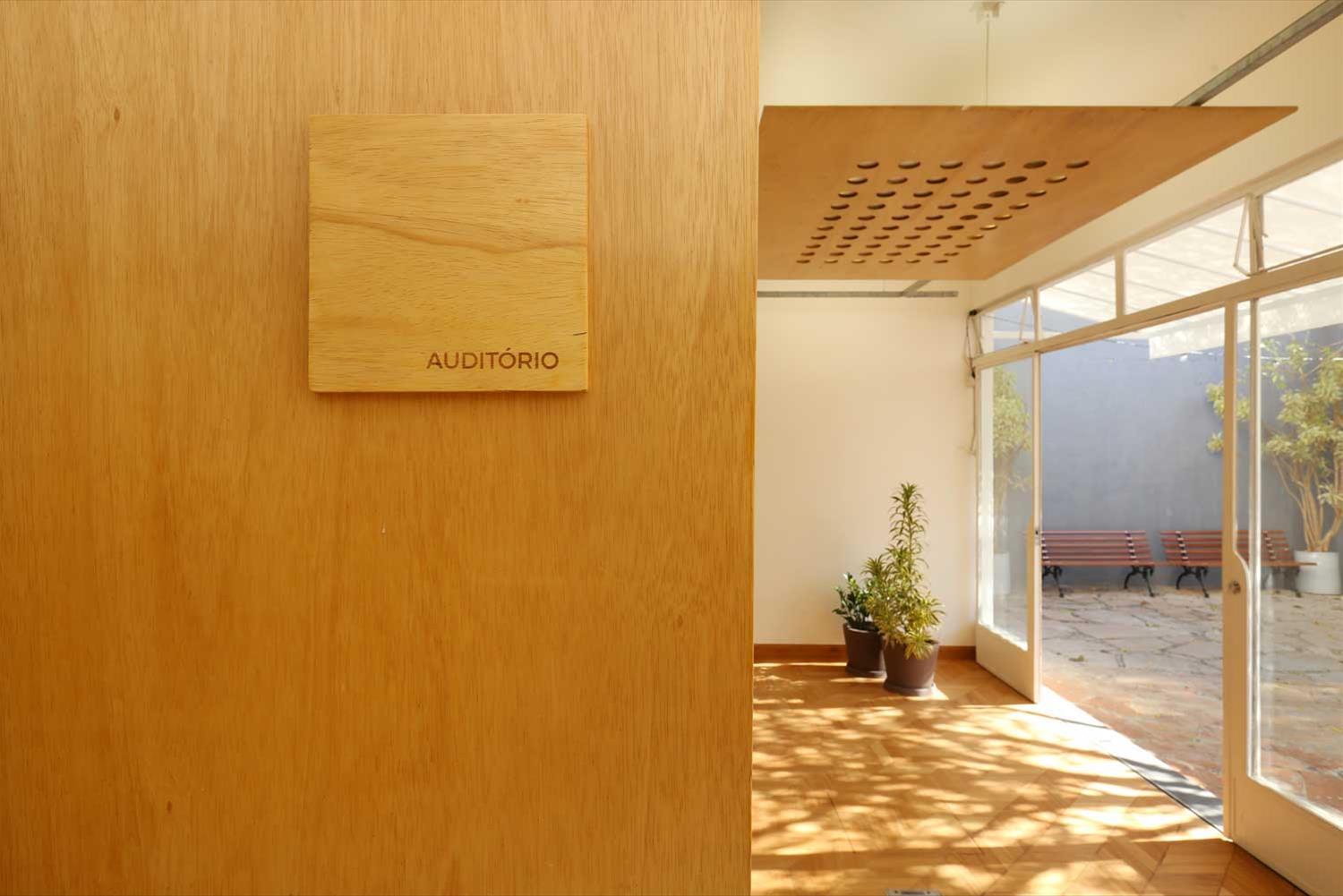 巴西 SP 市 591 平米旧厂房翻新变身联合办公空间-14