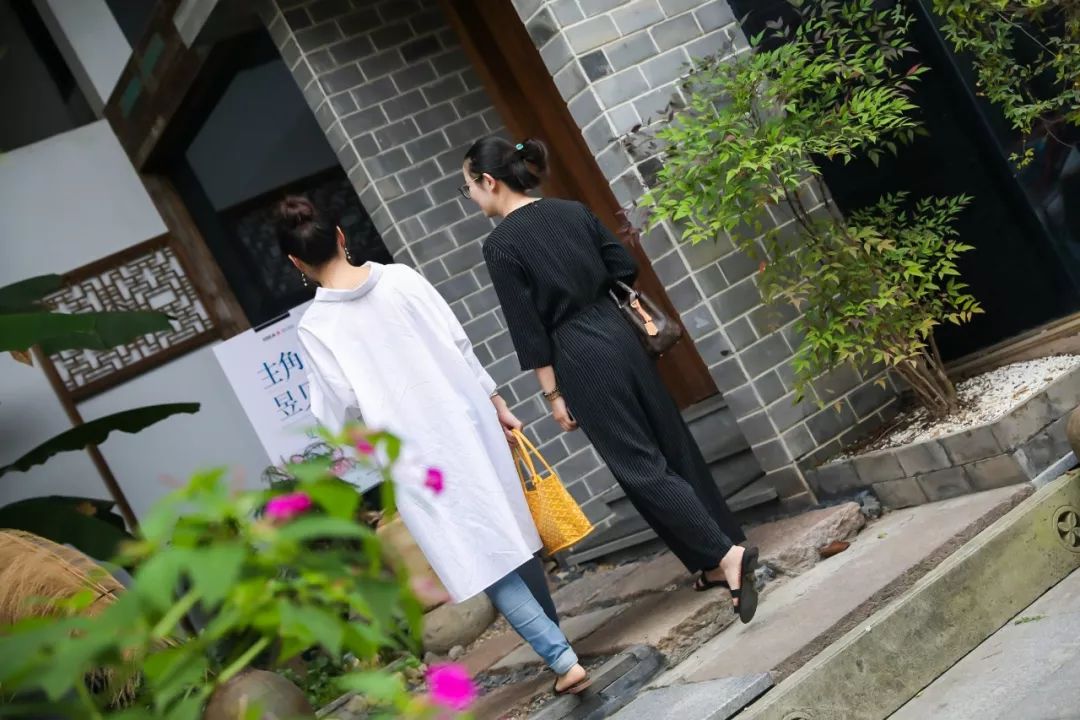 女性设计师的创意聚会,展现独特魅力-17