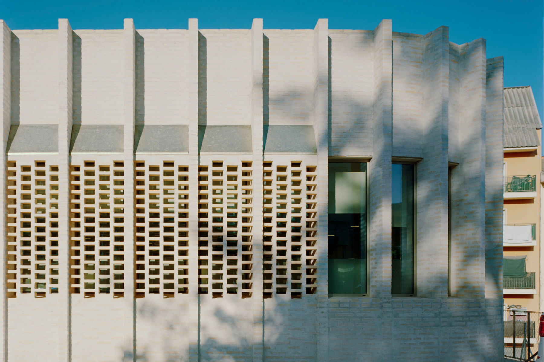 巴塞罗那附近的日间诊所丨BAAS arquitectura + CASA Solo-31