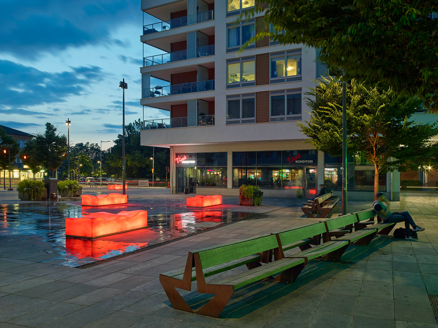 瑞典斯德哥尔摩Älvsjö广场-5