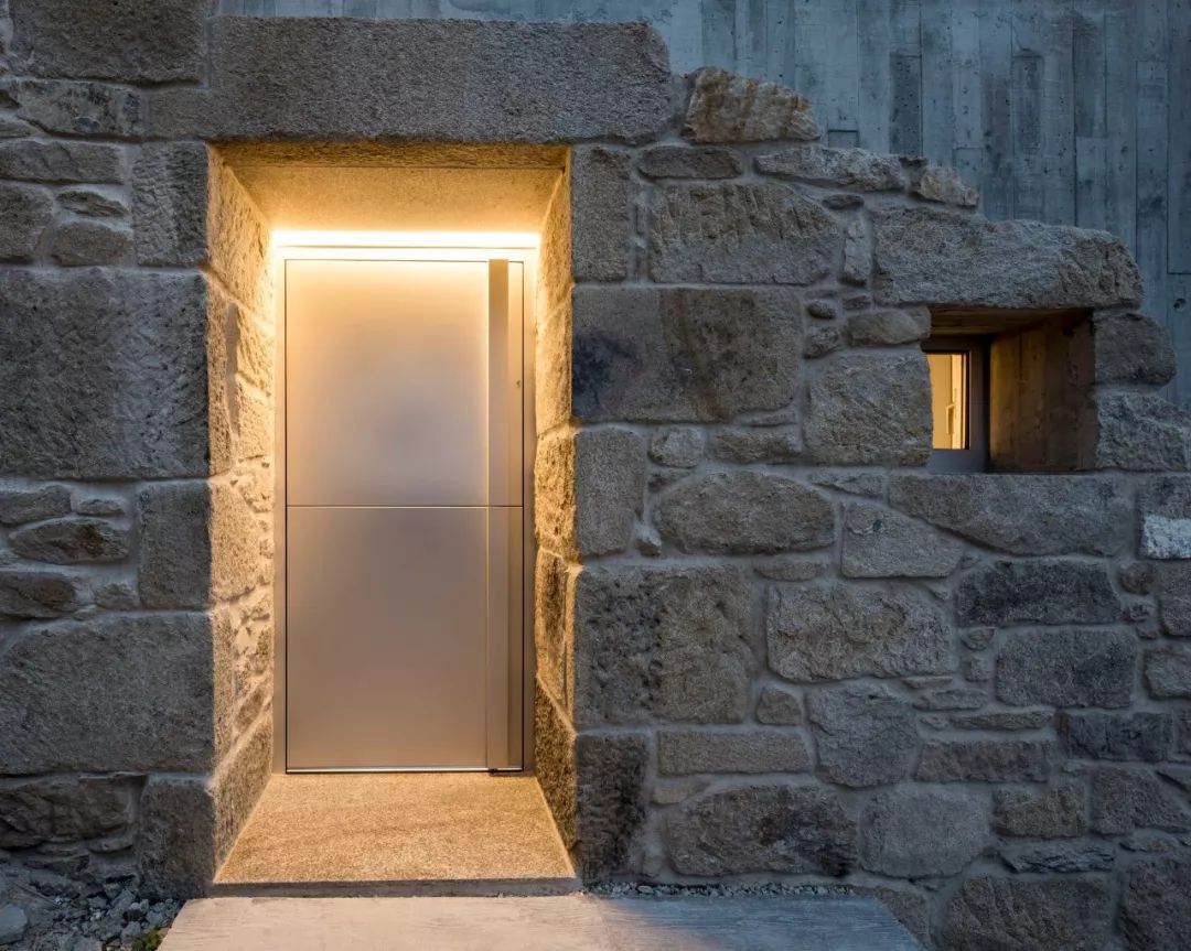 穆罗斯房子改造，废墟上的新生  Fuertes Penedo arquitectos-15