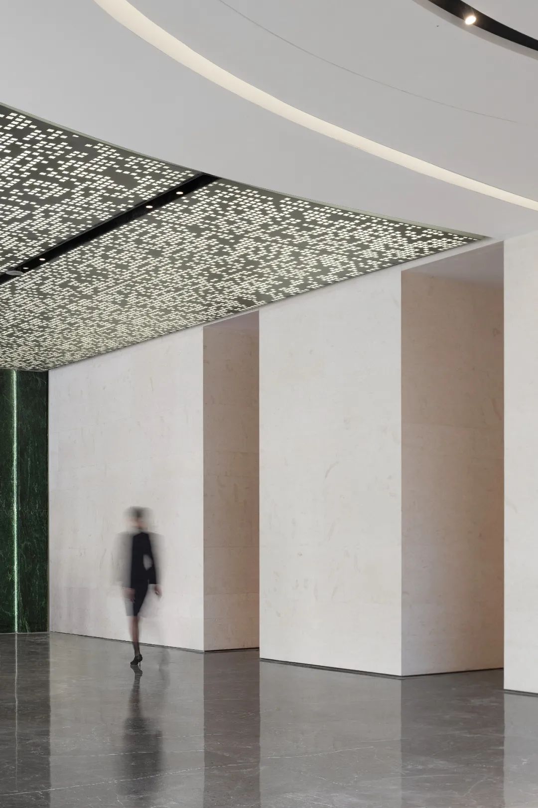 首发｜涵冰：无际，那是宛如瑰宝的海面｜中梁首府-10