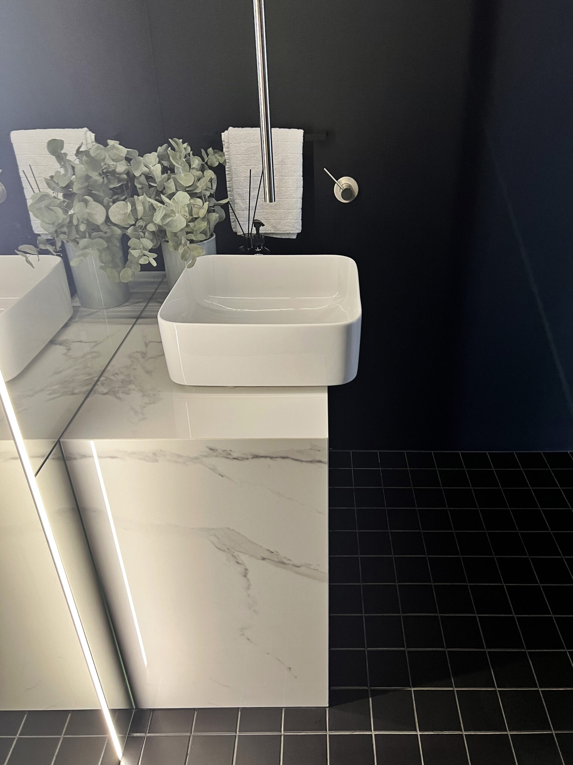 Jasnowska Interior Design | Minimalistyczna przestrzeń we współczesnym domu | Minimalistic space in the modern house-30