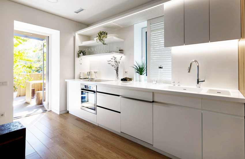 乌克兰郊区现代宜居之家-5