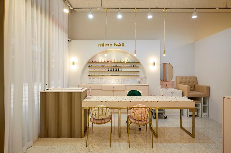 现代简约，十平米打造温馨美容小店-2