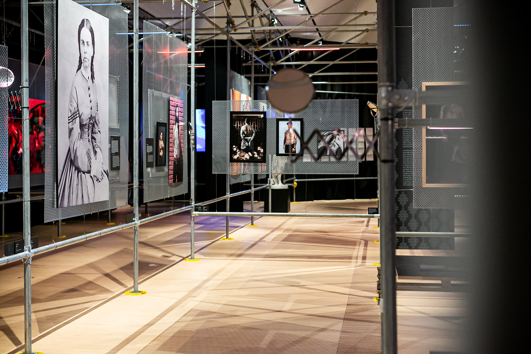 《刺青:皮肤上的故事》展陈设计-36