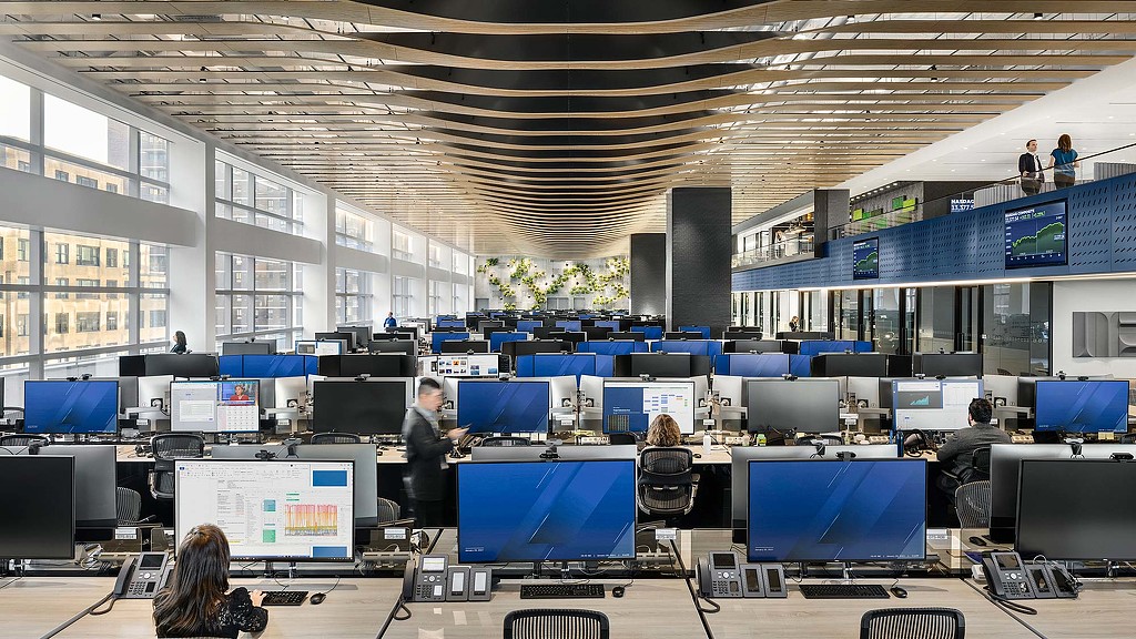 Gensler 打造的高端金融公司总部-7