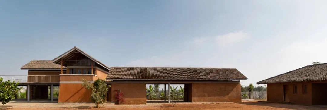 窄砖房丨印度特里凡得琅丨Srijit Srinivas ARCHITECTS-6