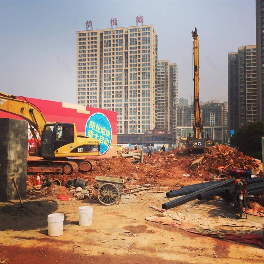 多彩新购物区欢乐城在建中-29