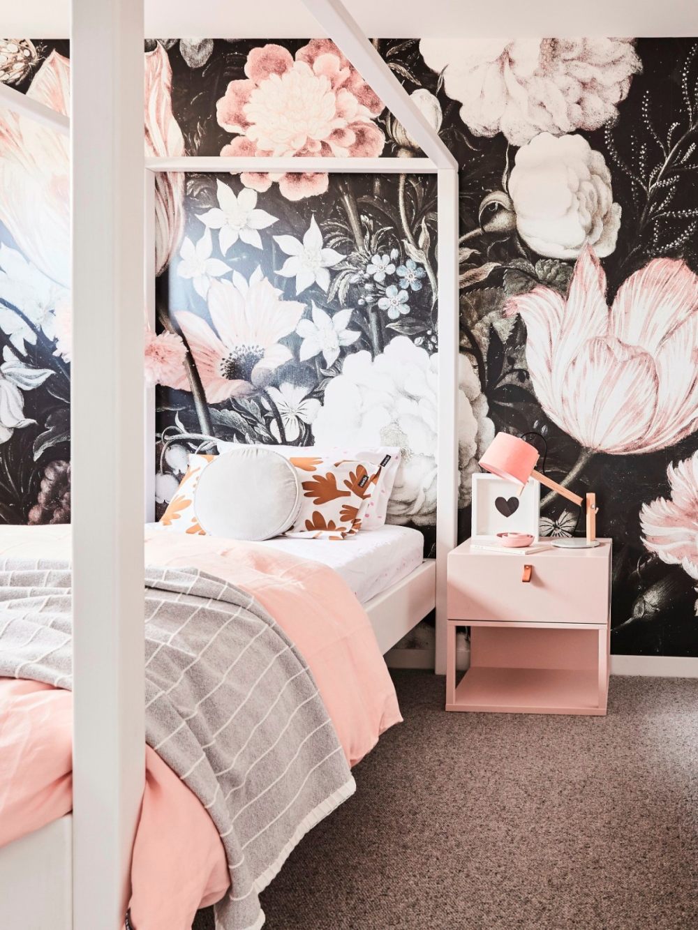 Aimee Tarulli 打造时尚忧郁美学家居-51