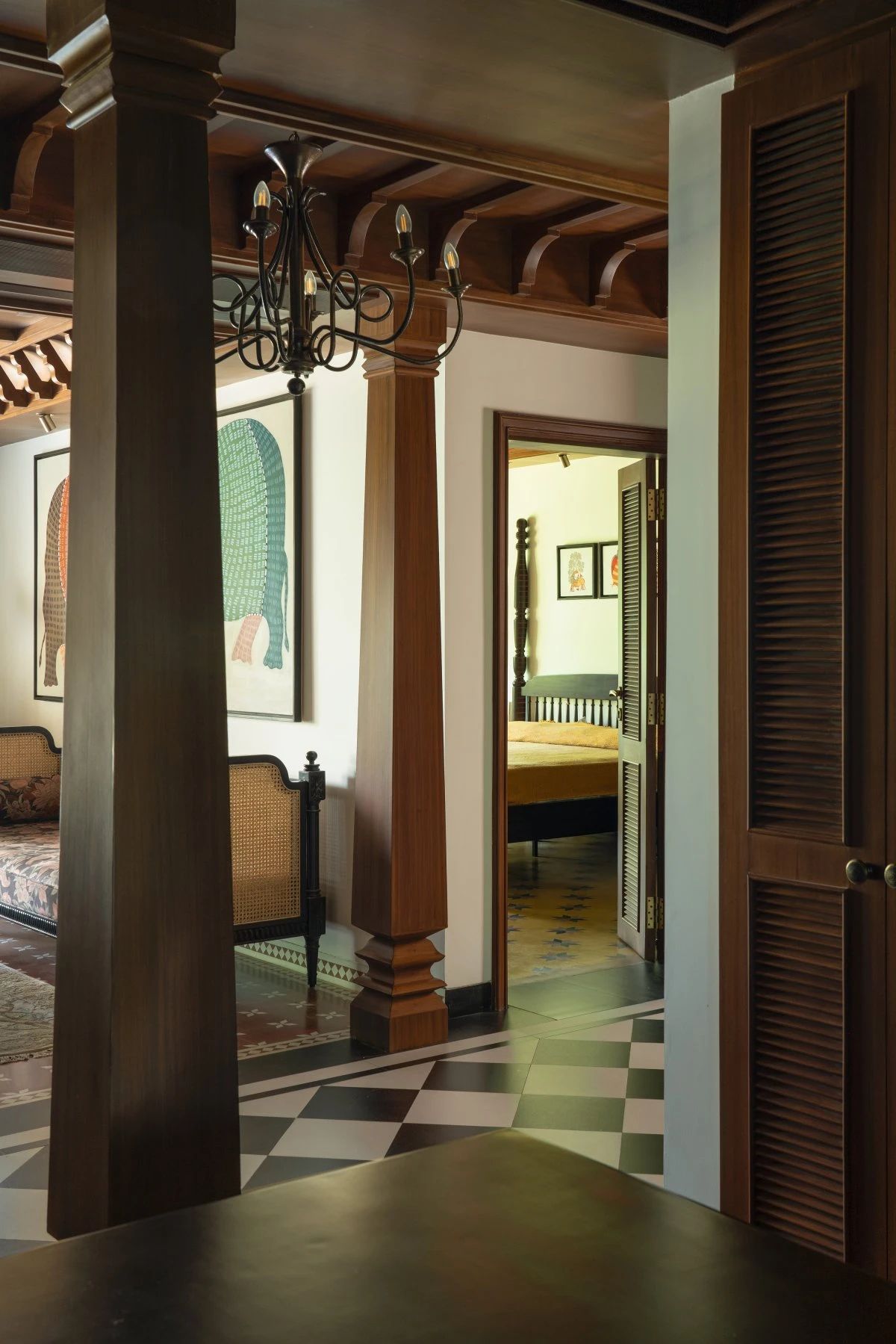 印度美学与现代方法相结合的室内设计丨对印度传统文化情有独钟的设计师-8