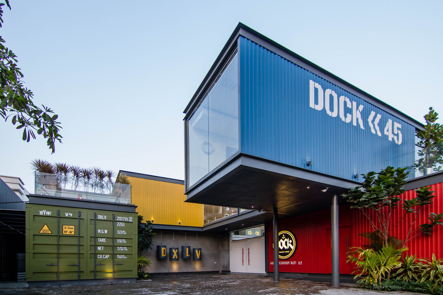 Dock 45  Spacefiction studio-22