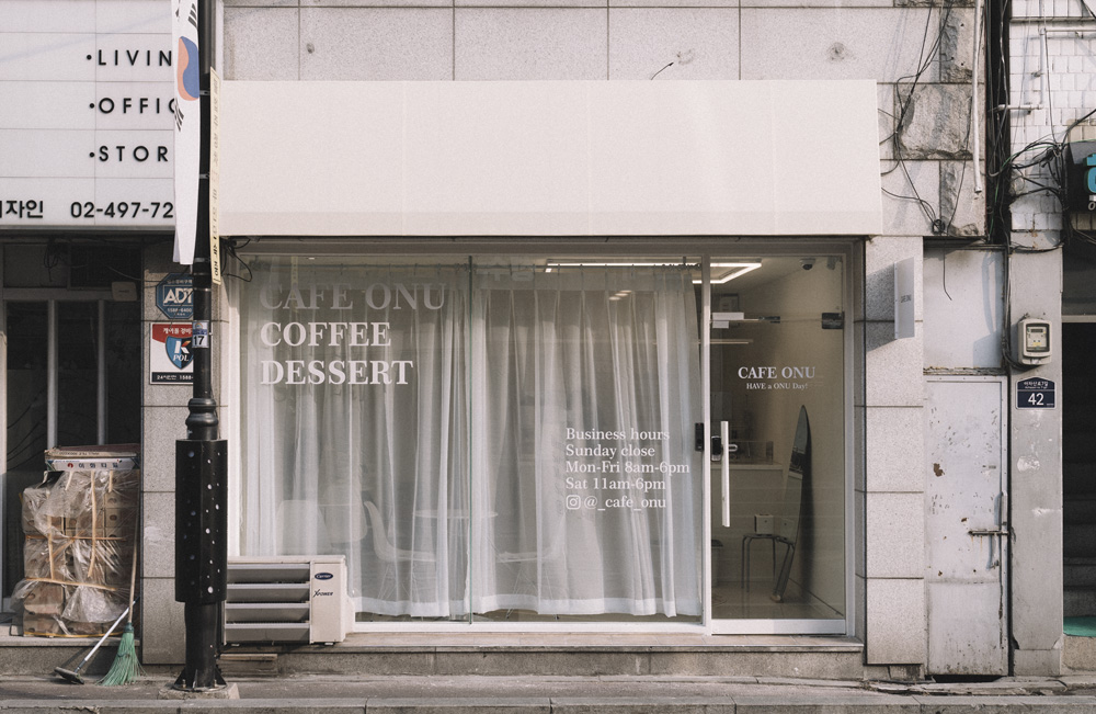 12 平米极简咖啡馆，小空间大设计-2