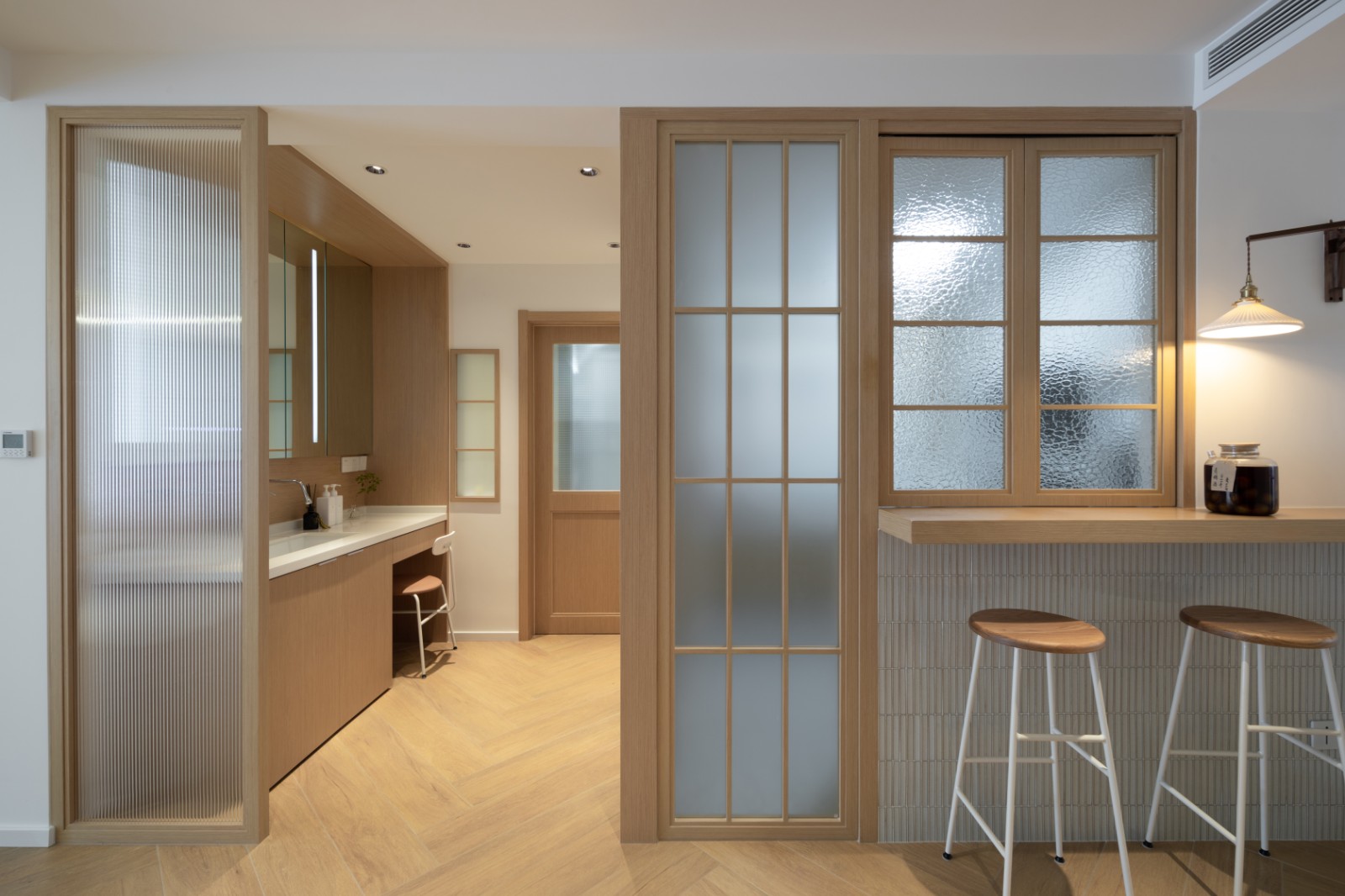 小户型日式原木风婚房设计，舒适惬意的喵汪之家-17