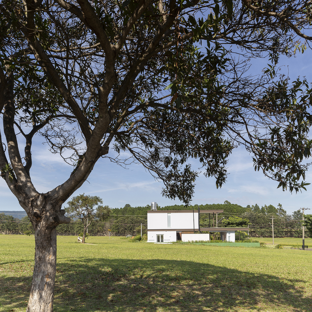 巴西 BT House | 钢构智能玻璃打造室内外一体空间-76