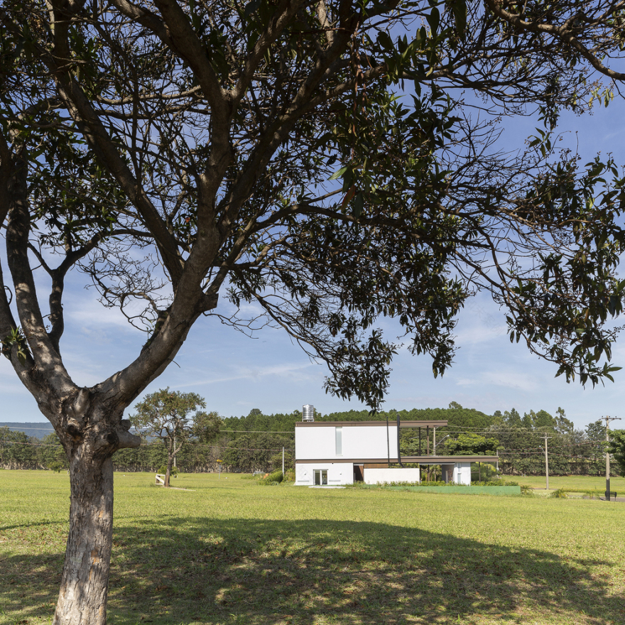 巴西 BT House | 钢构智能玻璃打造室内外一体空间-76