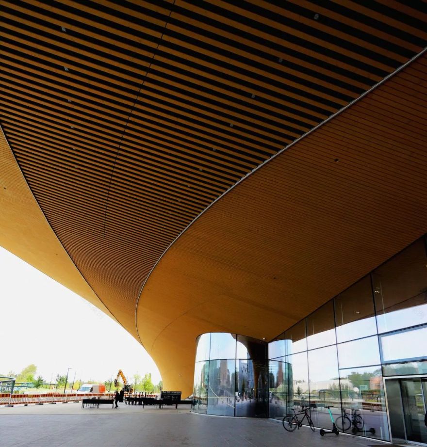 赫尔辛基中央图书馆 | 木质拱形结构的动态空间-1