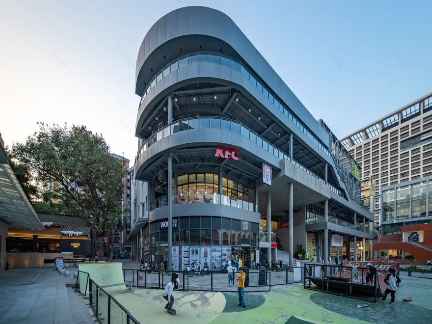 广州中大门「城市之丘THE HILLS」丨中国广州丨竖梁社悬亮子工作室-5