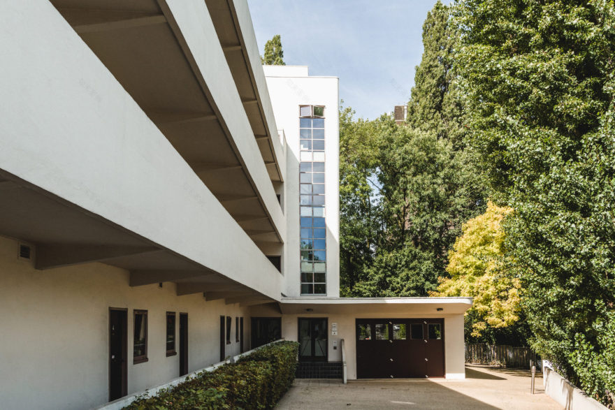 The top living spaces around the world, as chosen by our podcast guests | Journal | The Modern House-4