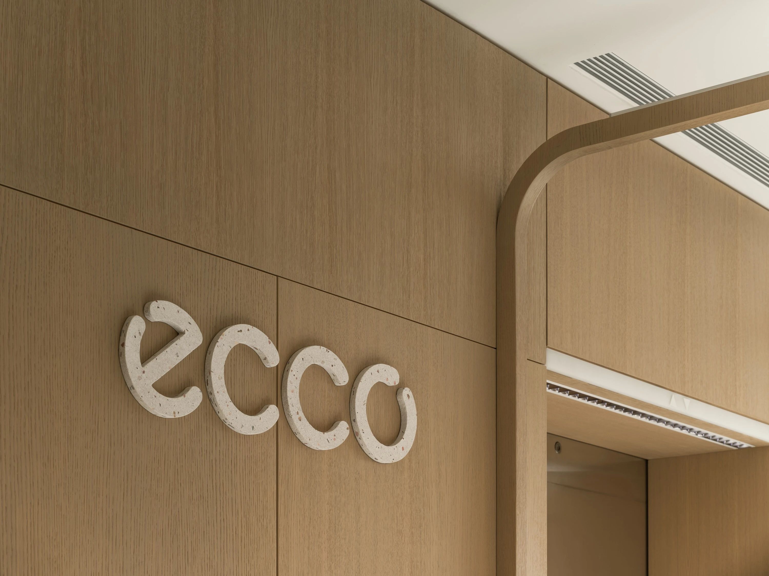 ecco中国总部办公室丨中国上海丨HONG Designworks红山设计-9