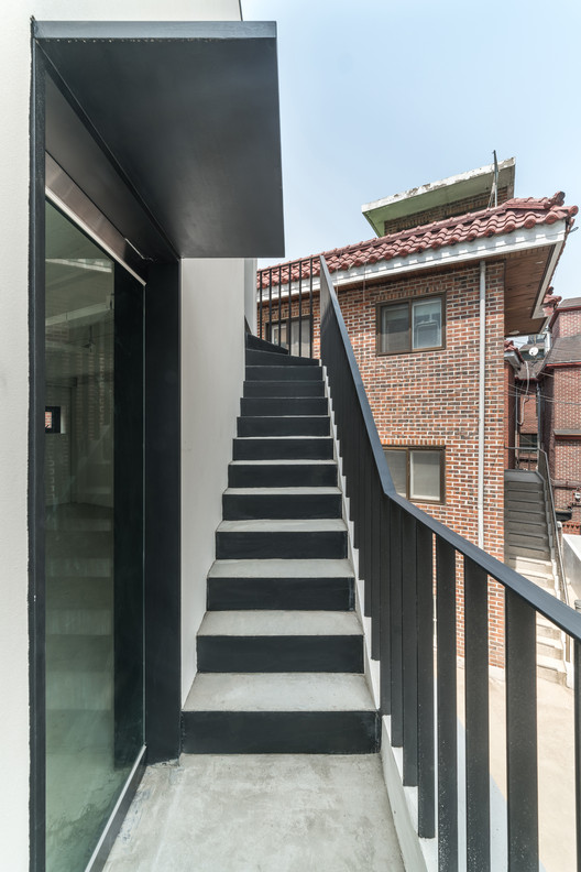 Hapjeong 359 18  Simplex Architecture-9