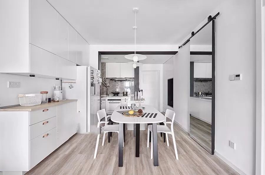 小户型餐厅餐边柜+吊柜设计-9