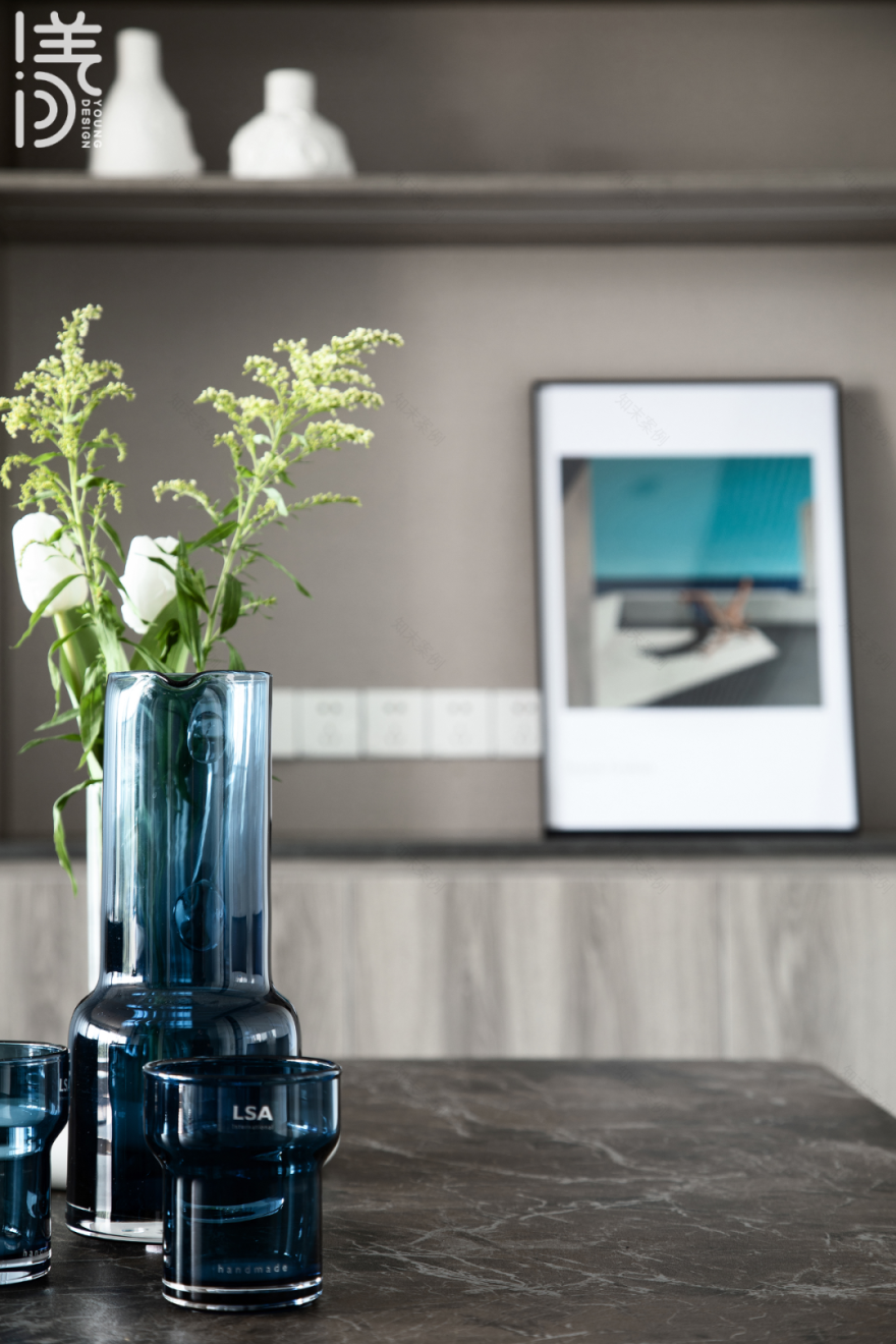 漾设计:125㎡现代住宅,高级灰+雾霾蓝,温柔高级的空间!-29