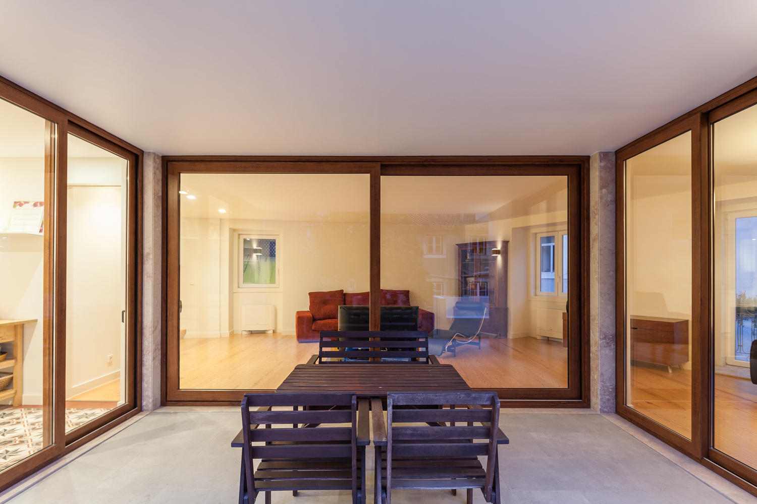 里斯本塔帕达教堂旁现代家庭住宅-51