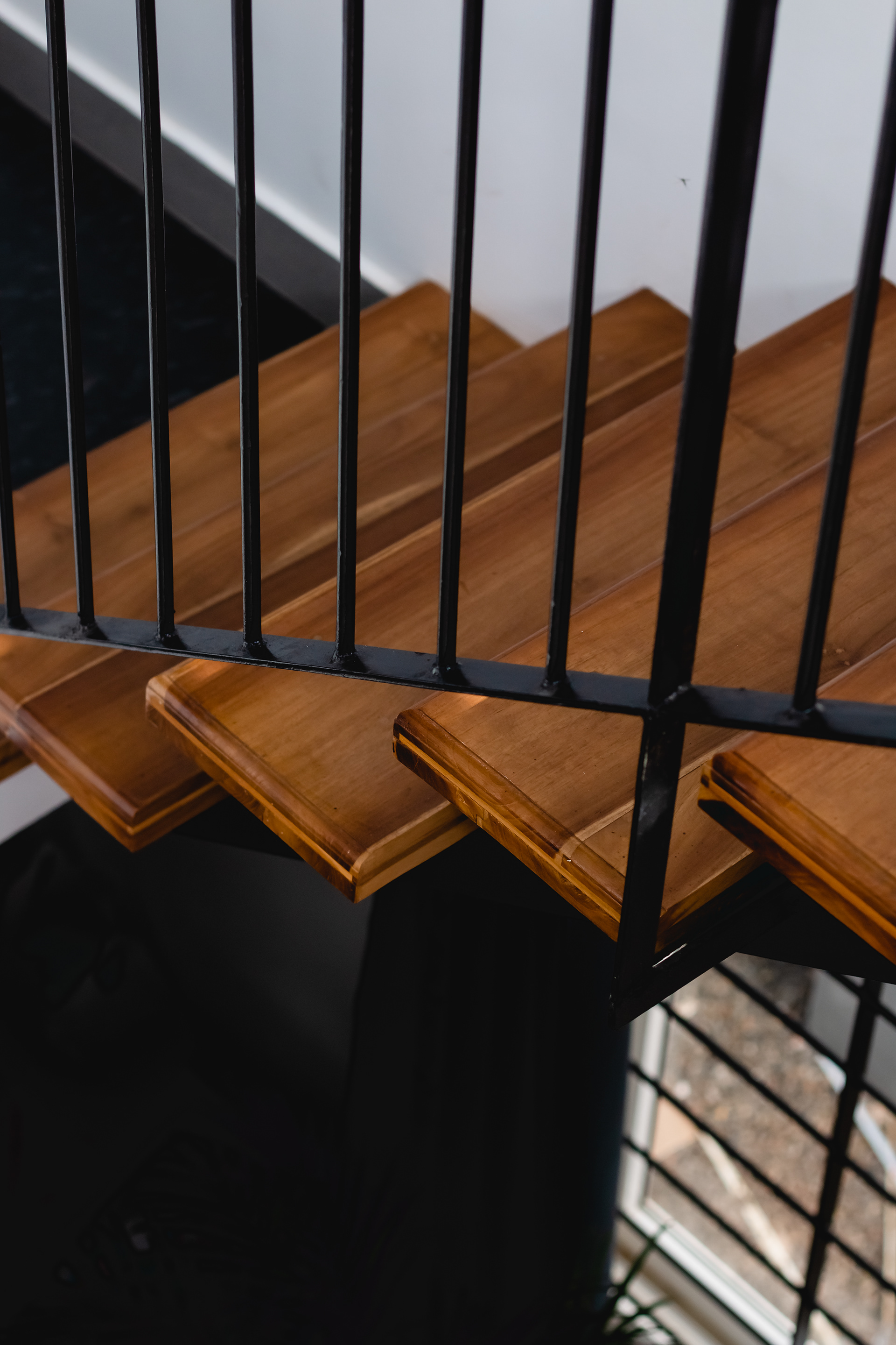 Kood - Compact Urban House-12